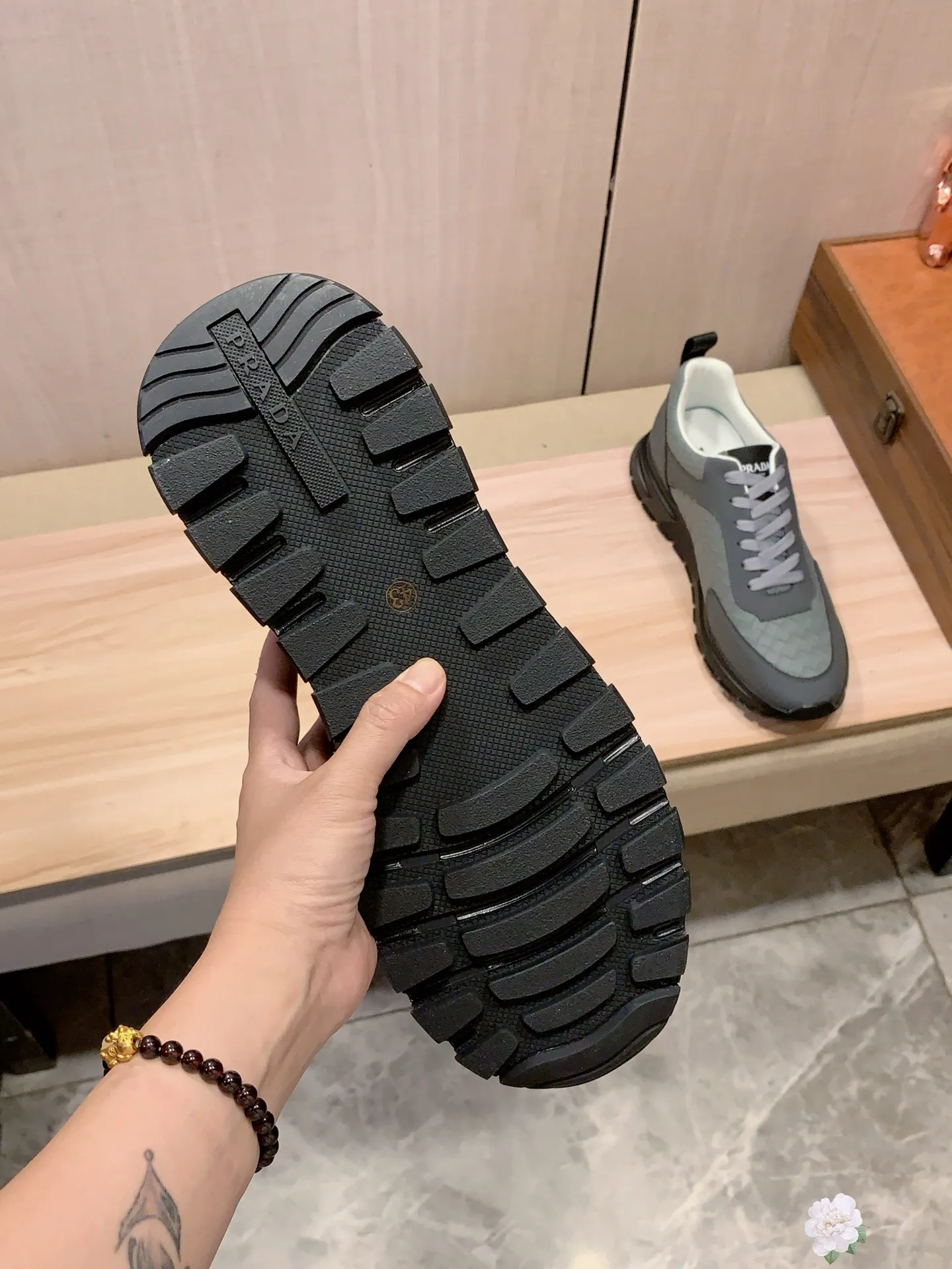 Men's men's shoes💰442💰💰🎩🎩[Lightning][Lightning] "PRADA*" The latest and most popular casual shoes, top brand [seduce] luxury~purchase, top~quality. [Strong] The upper is made of imported breathable cowhide with material ➕ breathable sheepskin feet (•) and fine workmanship. The original stylish and stylish soft rubber wear-resistant and non-slip outsole is light and comfortable on the feet. The real thing looks better when photographed in person. No. 0121: Code: 38-44, 3️⃣ colors selected
